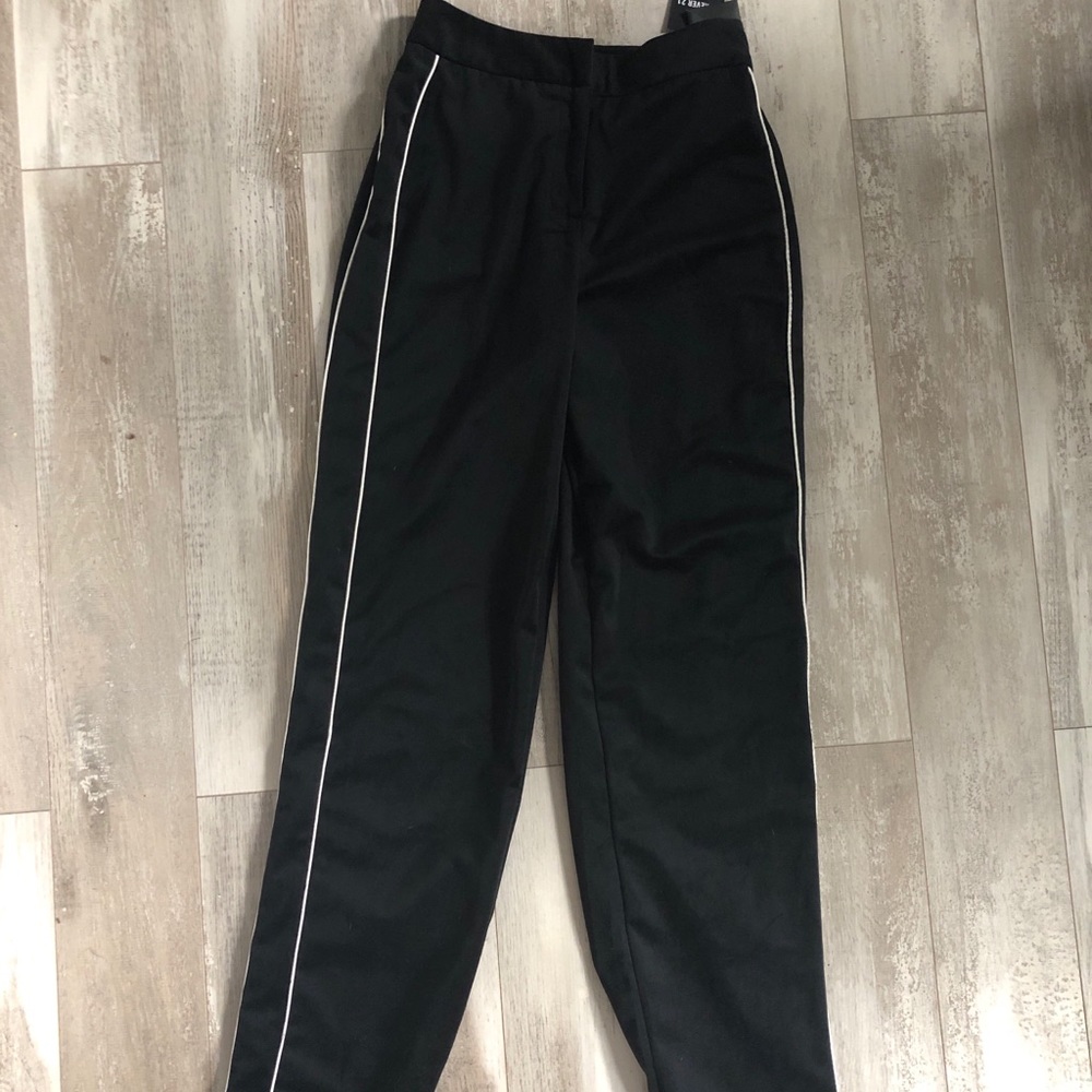NWT Forever 21 Velveteen pants